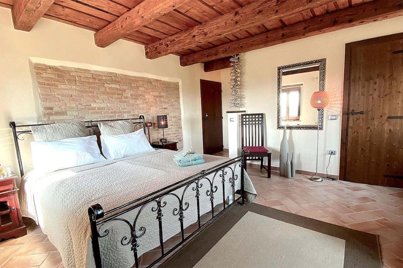 Bed And Breakfast La Vecchia Scuola Montefano Экстерьер фото